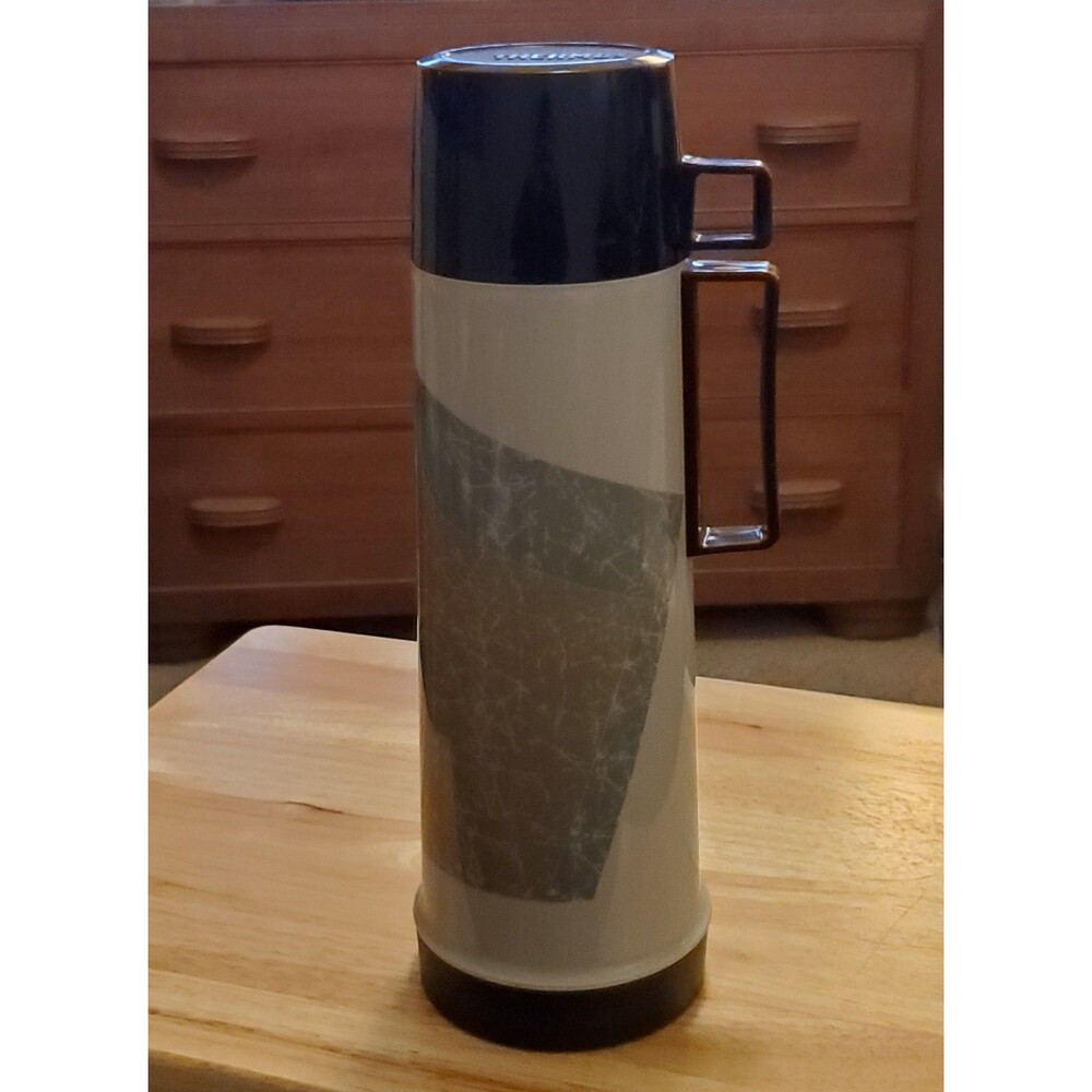 Vintage Thermos Bottle Plastic Hot Cold Beverage Glass Vacuum Canister With Cup